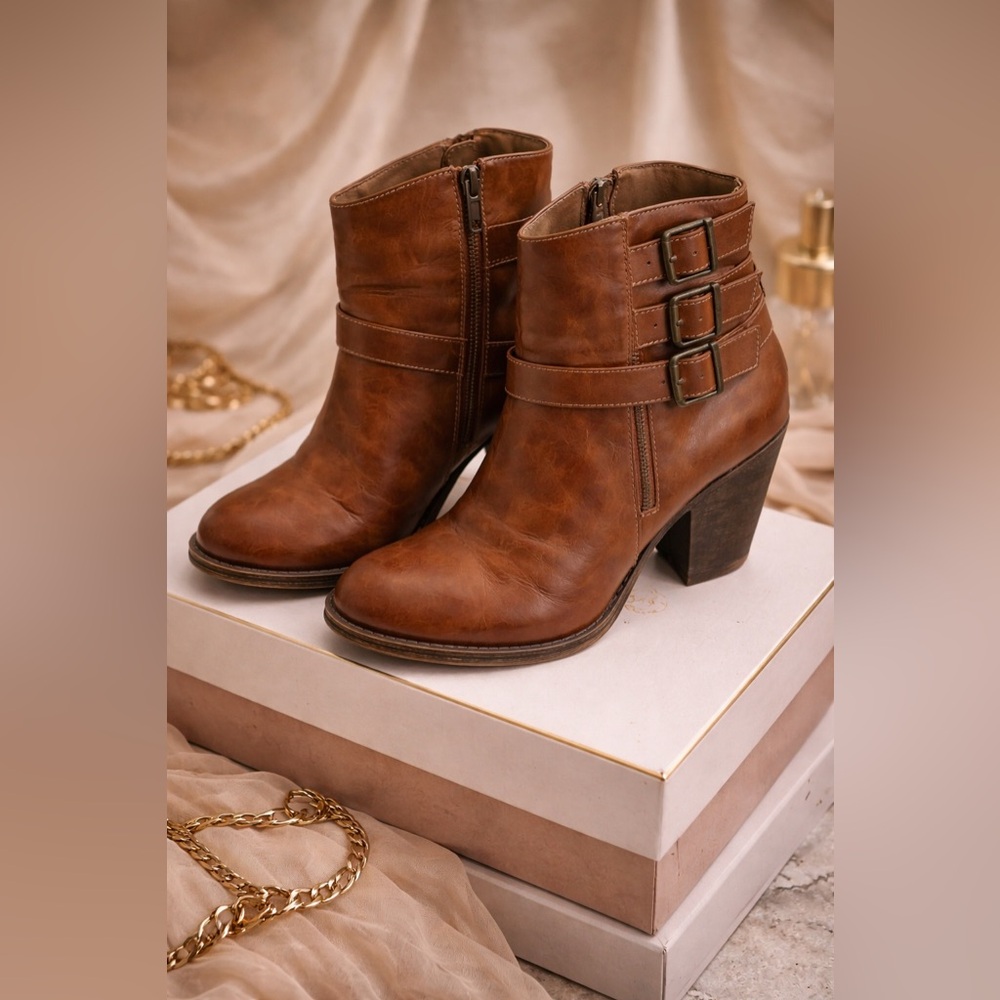 Jollypop Women’s Brown Leather Ankle Boots Buckle Block Heel Side Zip Sz 10M